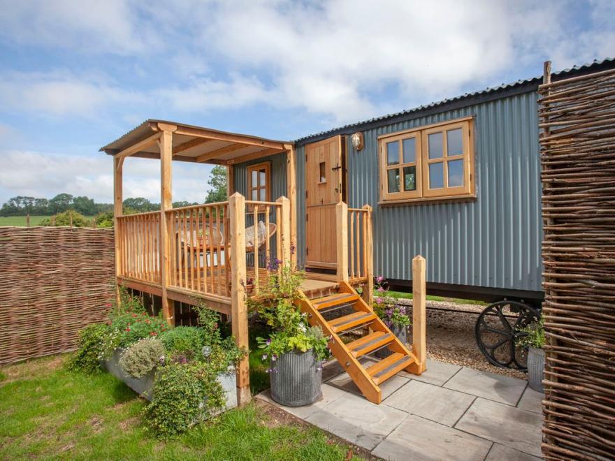 Spindleberry Hut