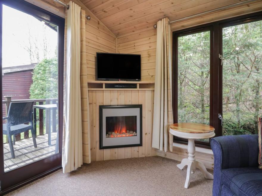 Canadian Cabin 37