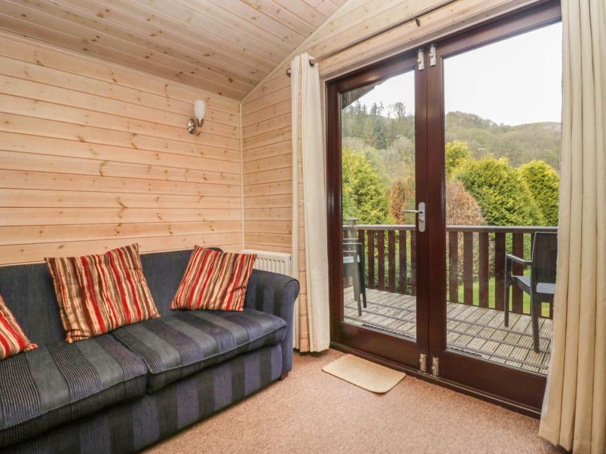 Canadian Cabin 37
