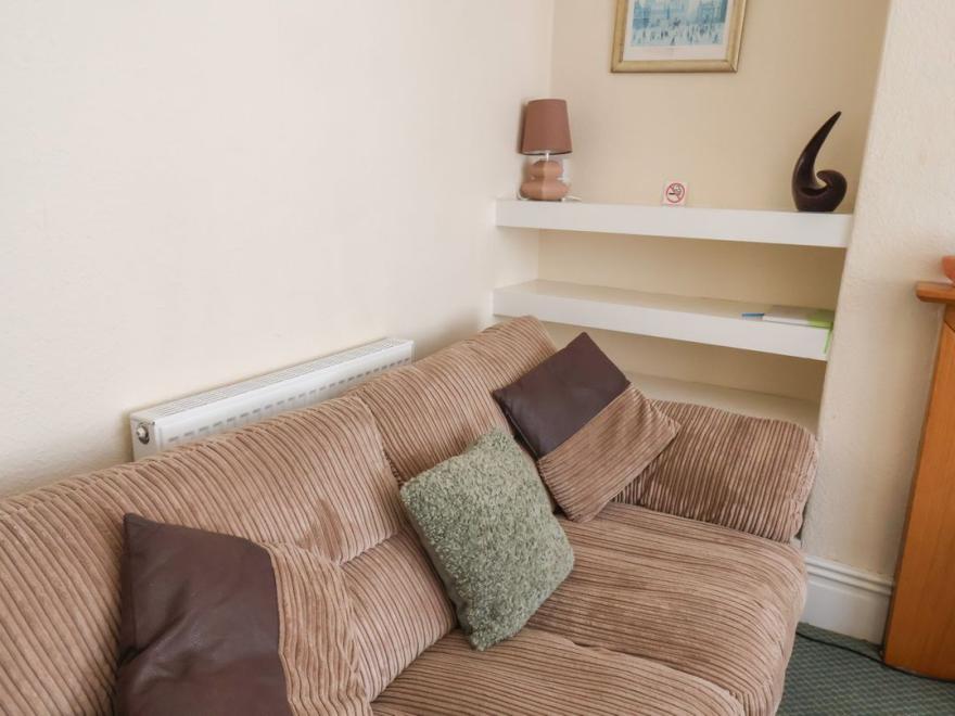 Sunnyside Holiday Apartment 2