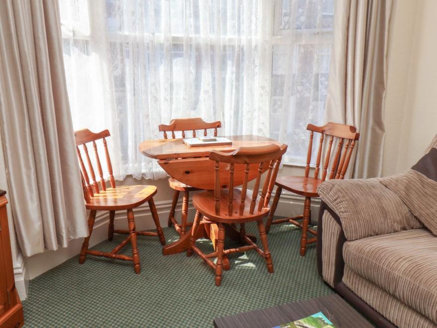 Sunnyside Holiday Apartment 2