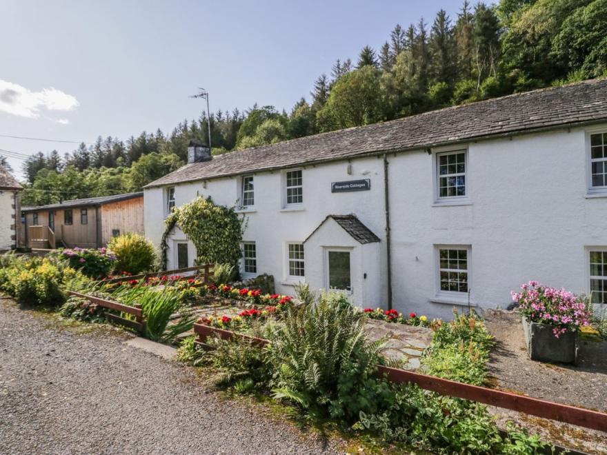 Riverside Cottage No 5