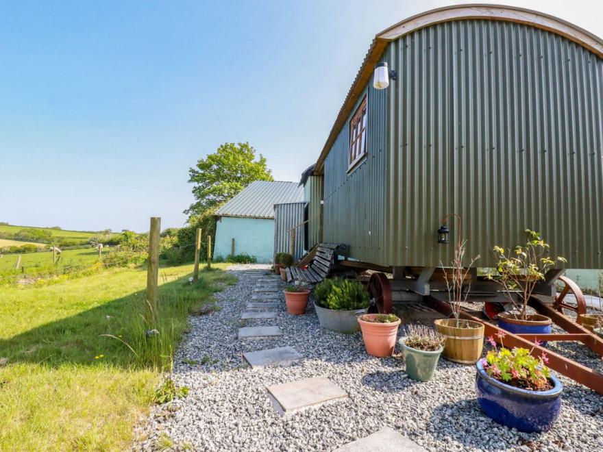 Puddle Duck Shepherds Hut