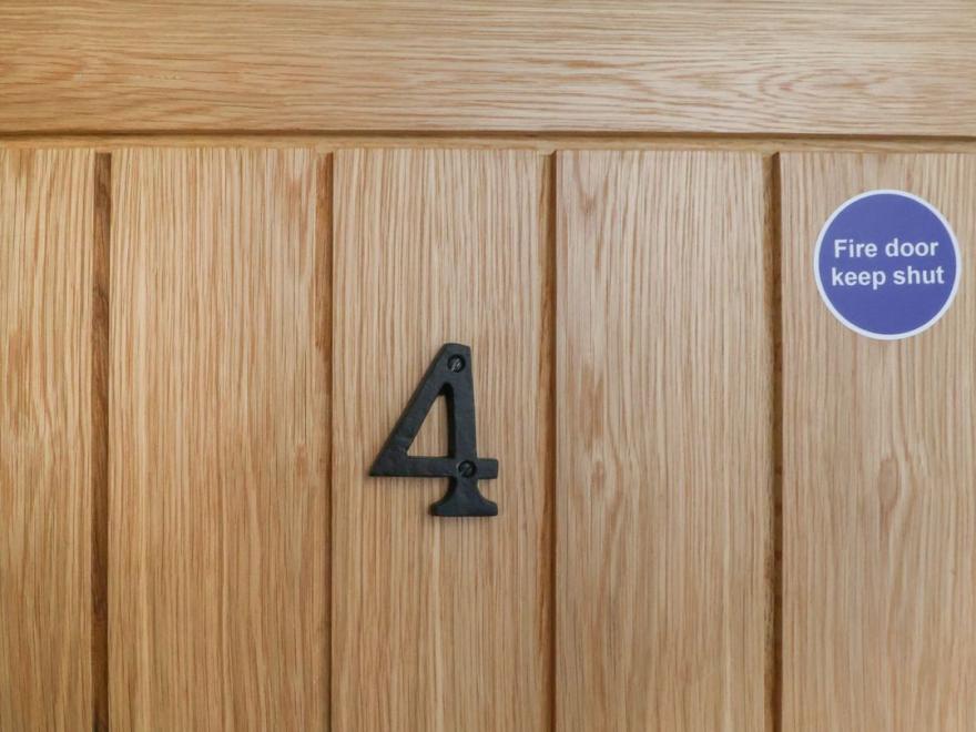 Apartment 4