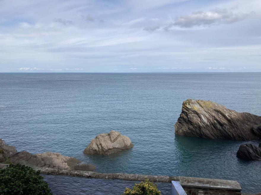 Val's Seaview