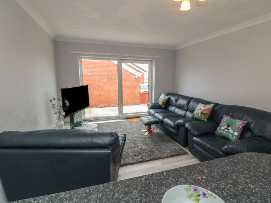 10 Southcliffe Drive