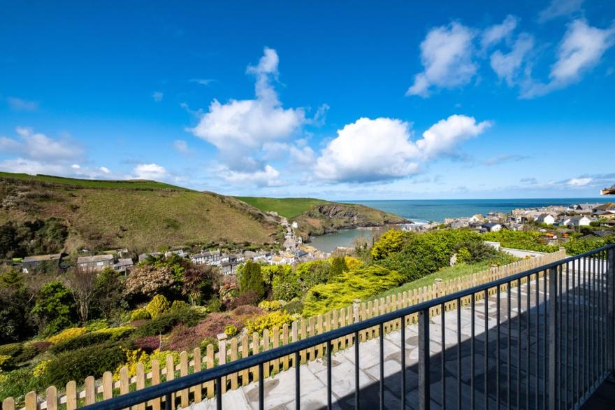 Harbour Lights, Port Isaac