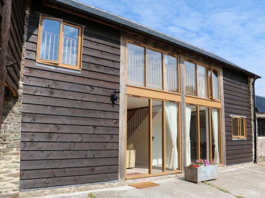 Hunstone Barn