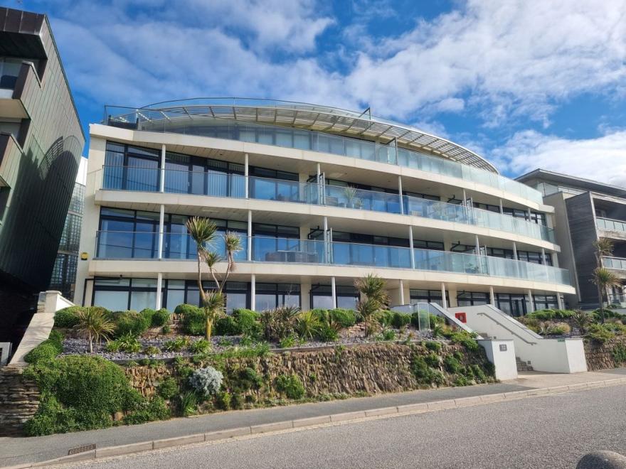 Fistral Pearl