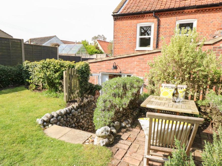 8 Melinda Cottage