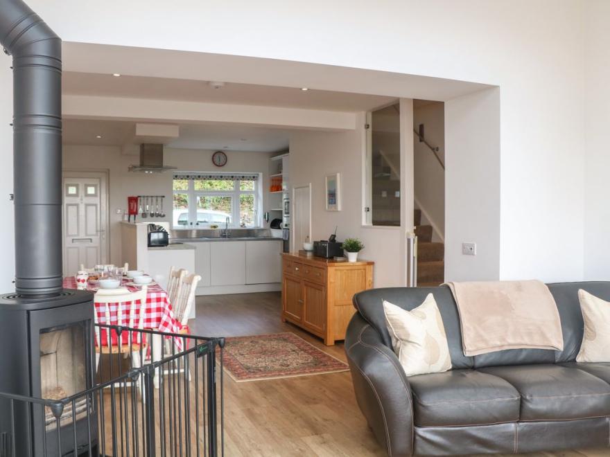 Poppy Cottage