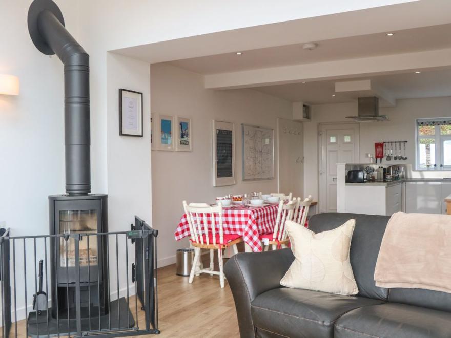 Poppy Cottage