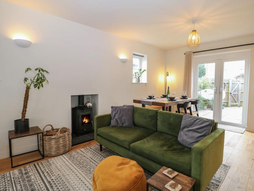 1 Matrons Cottages