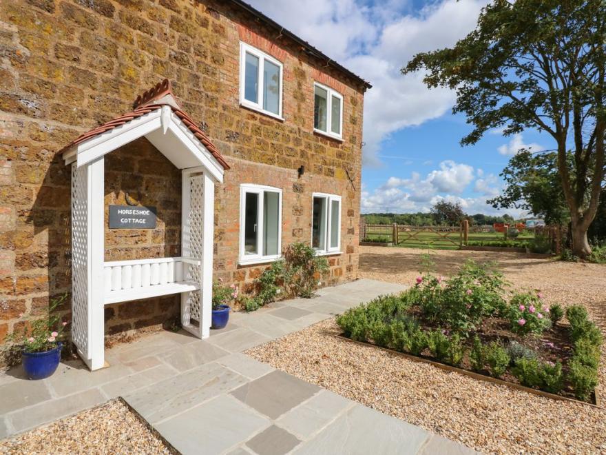 Horseshoe Cottage