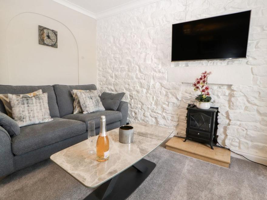 Market Square Maisonette