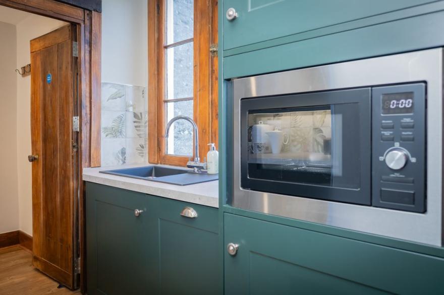 Watermouth Castle, West Tower Apartment