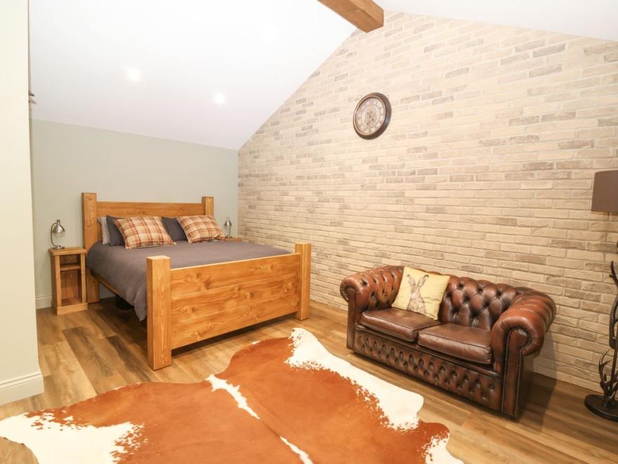 Dragonstone Lodge