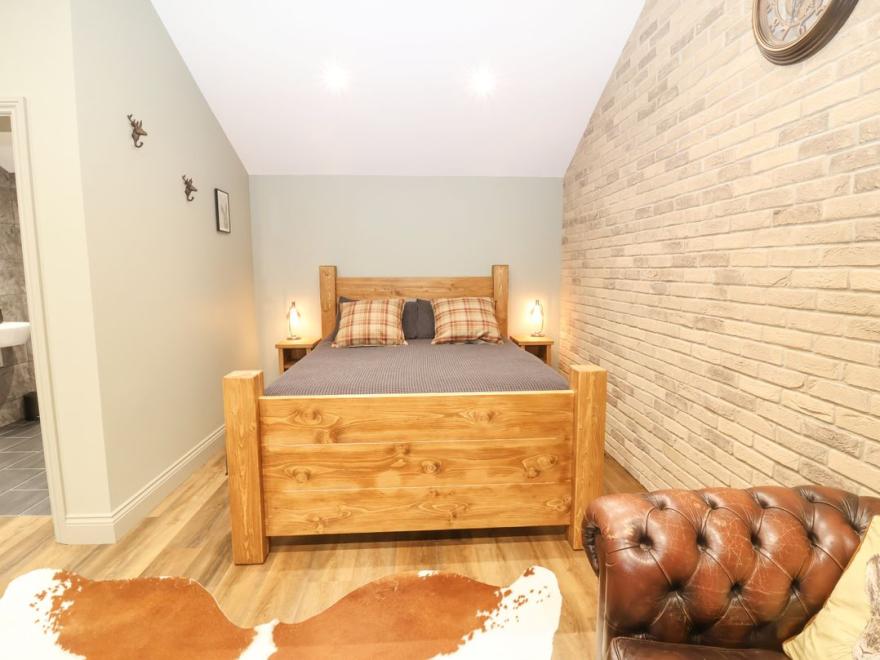 Dragonstone Lodge