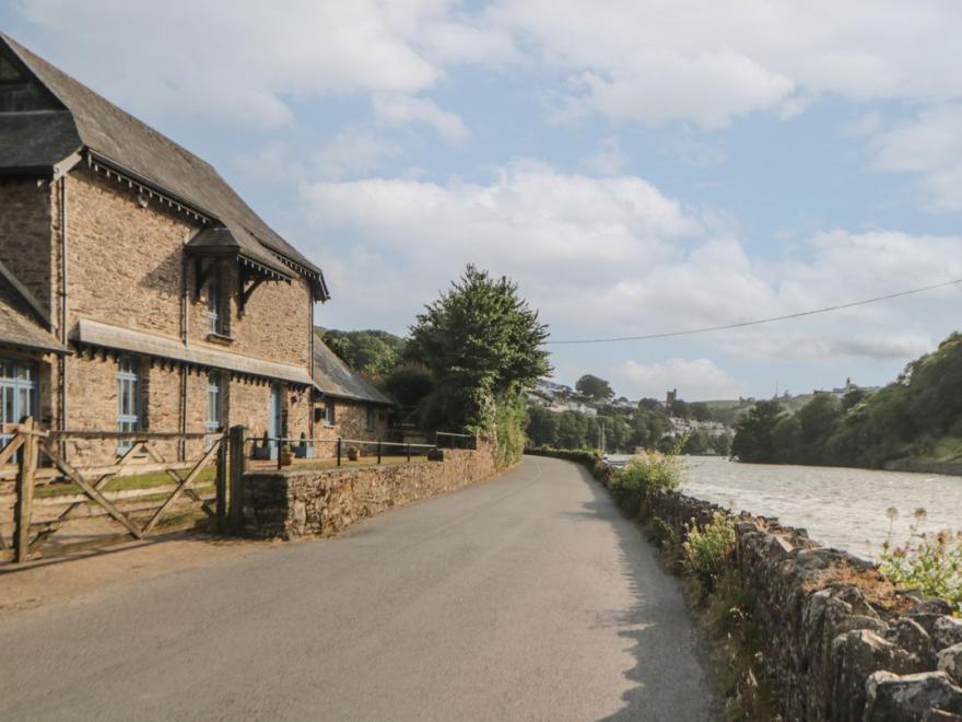 Bridgend Barn