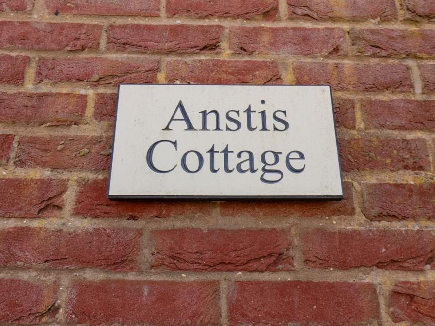 Anstis Cottage