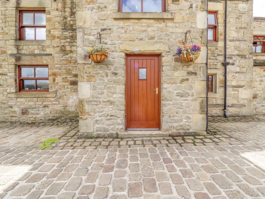 Orcaber Farmhouse