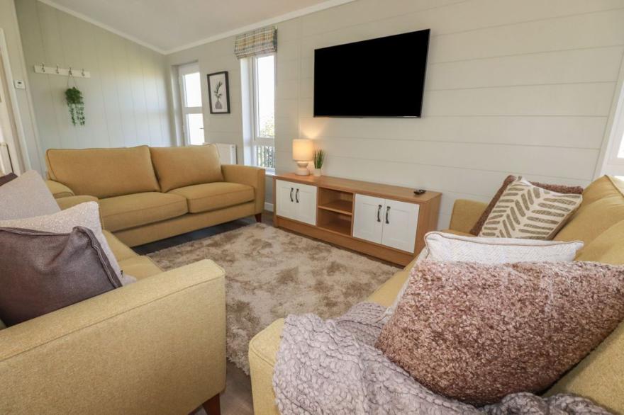 23 Meadow Retreat