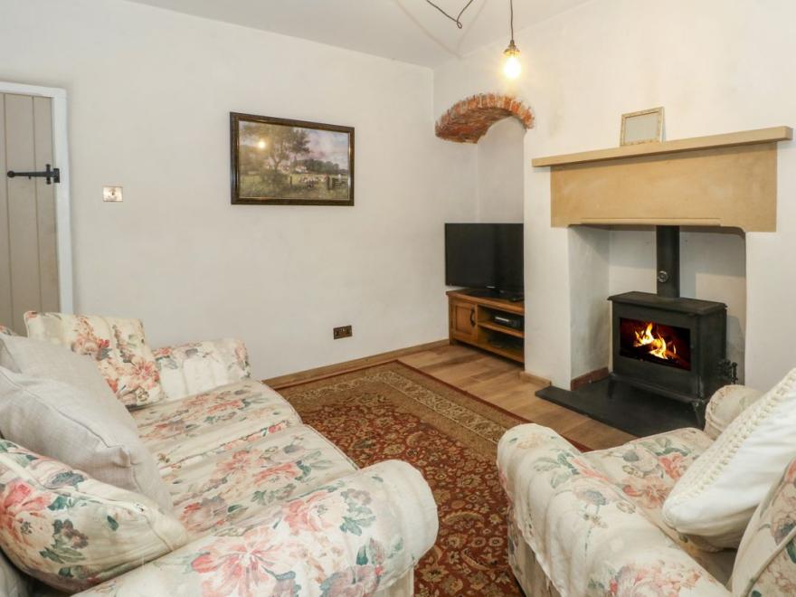 1 Fountain Cottages