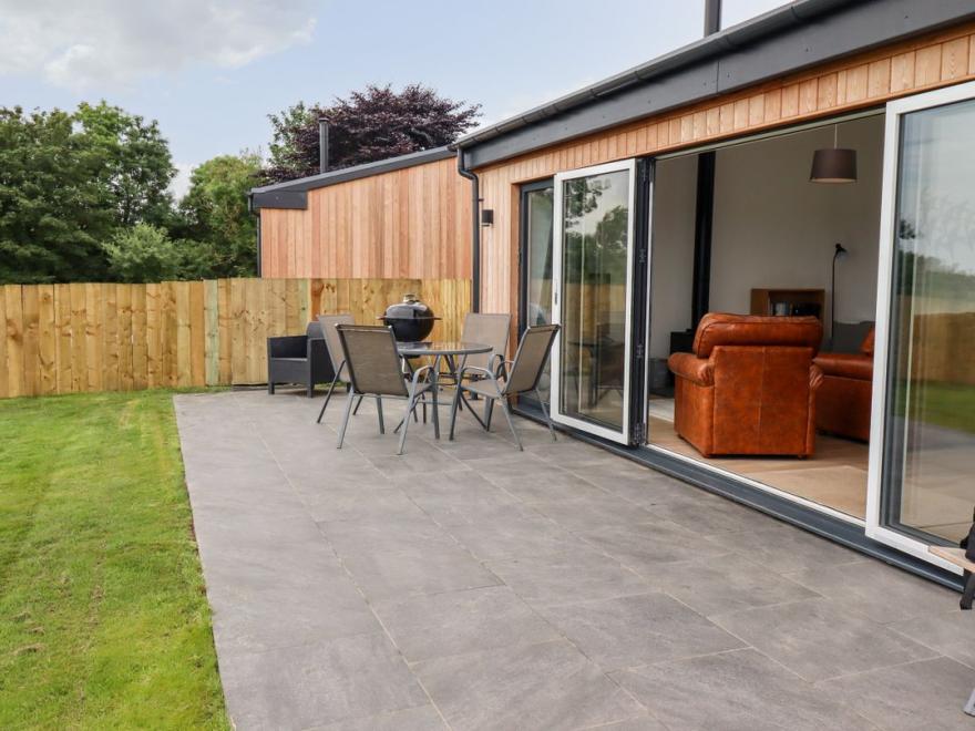 1 Orchard Cottages