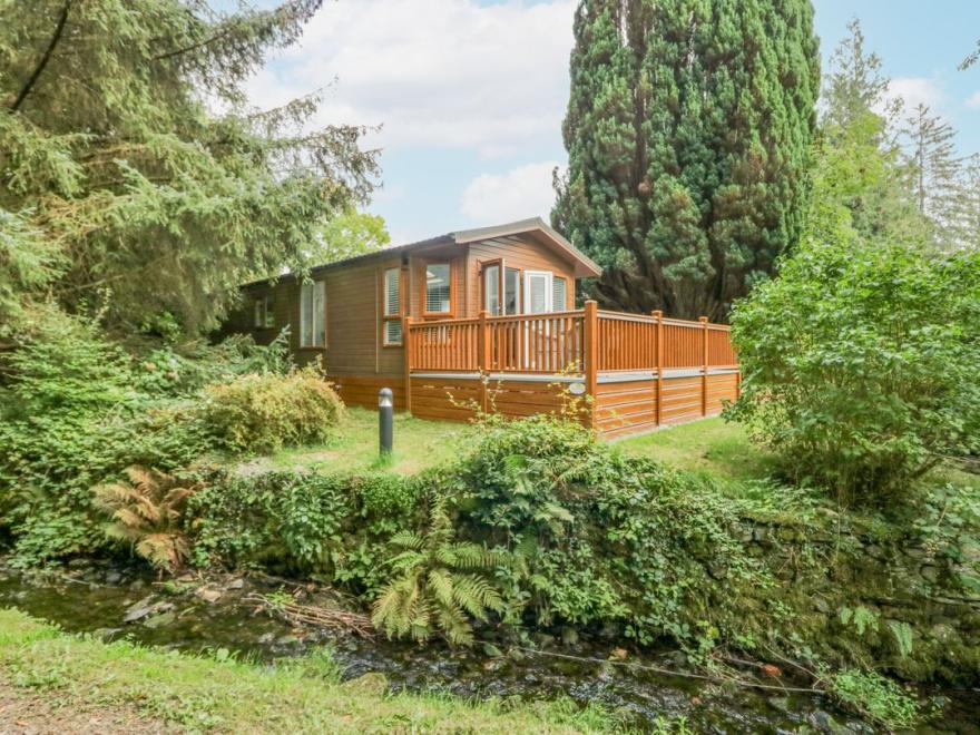 Willows Lodge