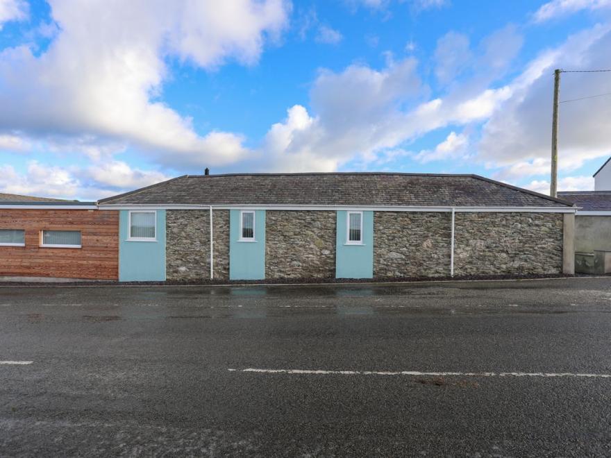 Bryn Llwyd Cottage