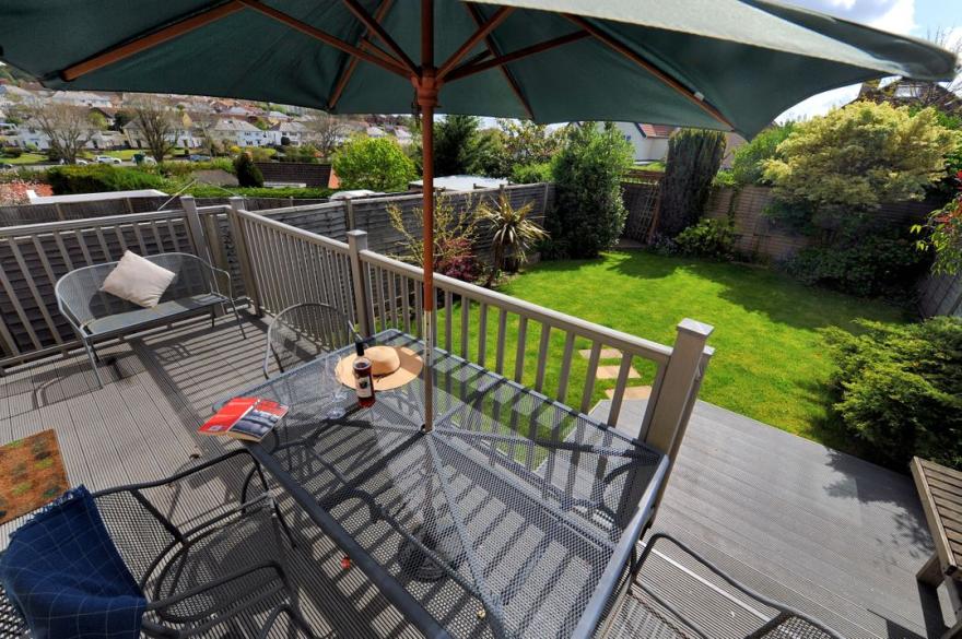 2 Studley Gardens