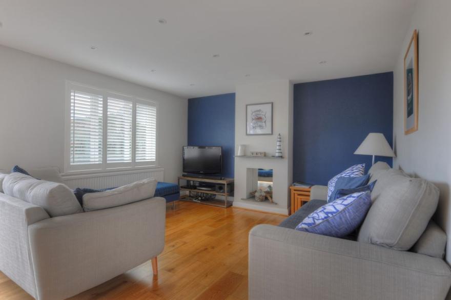 2 Studley Gardens