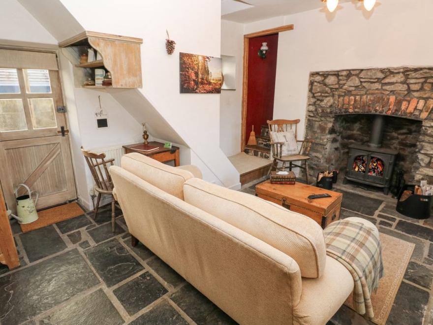Hillside Holiday Cottage