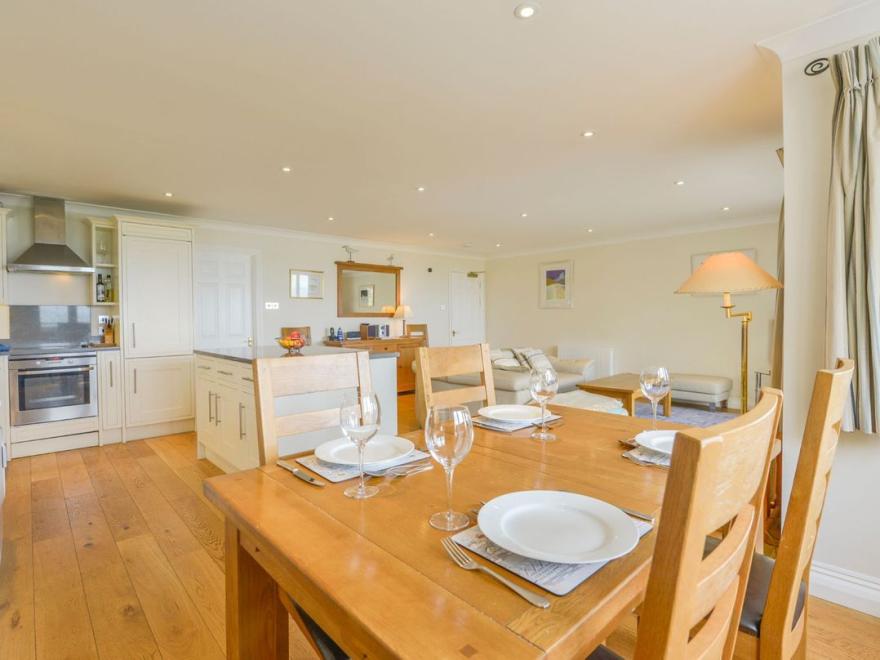 19 Burgh Island Causeway