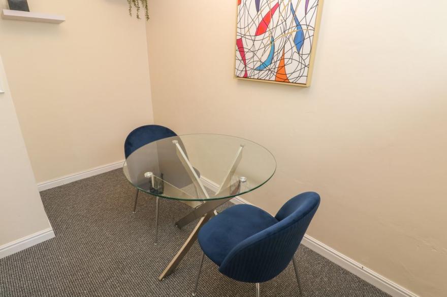 Flat 1 Marina Court