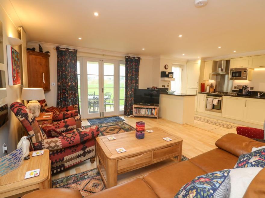 5 Thurlestone Beach