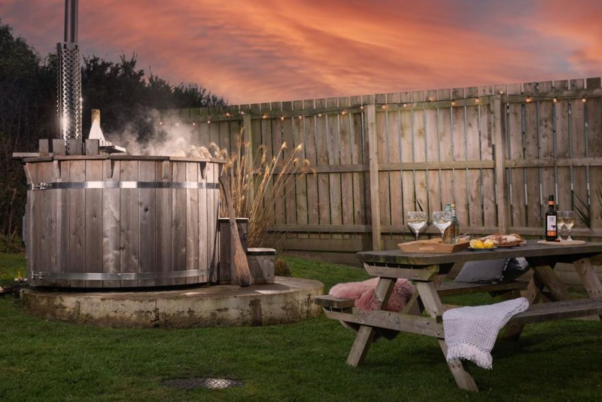 Wheal Rose Lodge