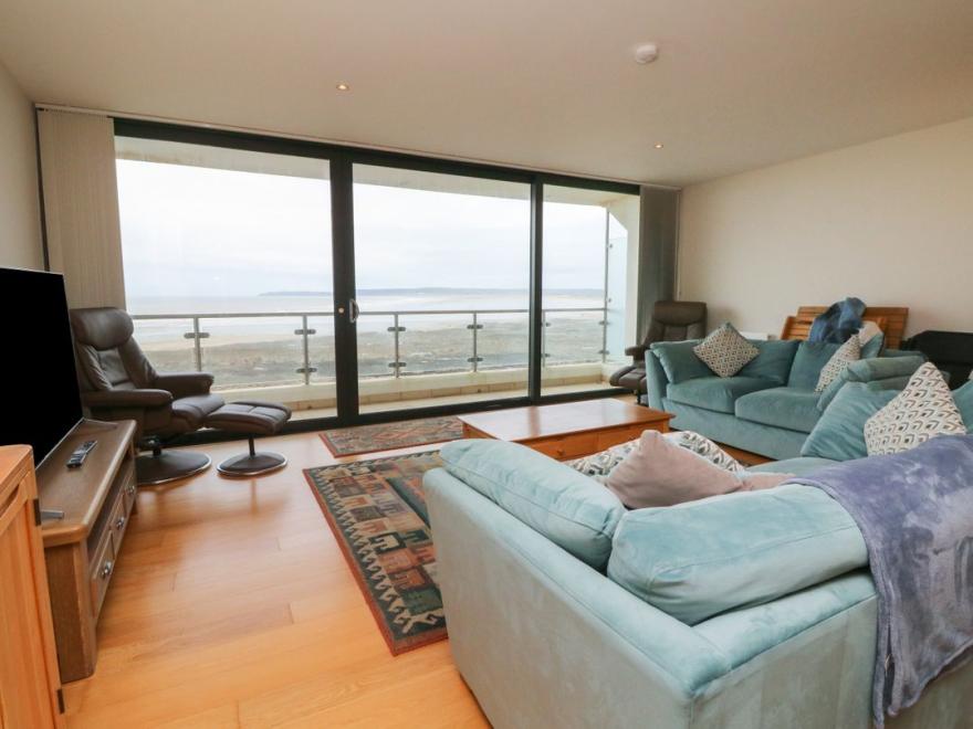 2 Horizon View