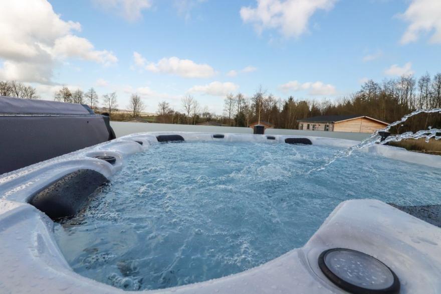 4 Meadow Retreat