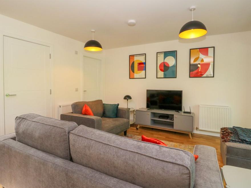 Oakbank  Mews