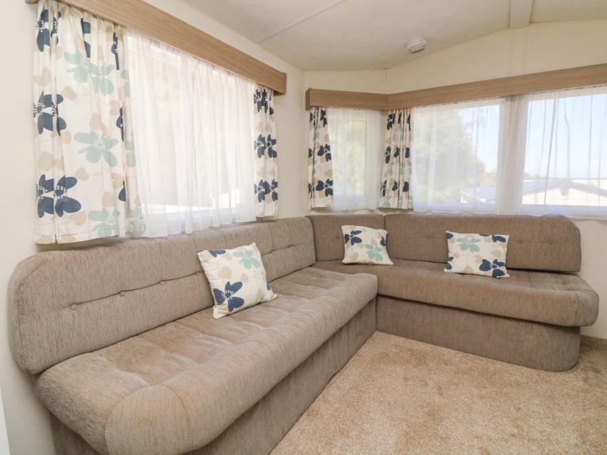 26 Manleigh Park