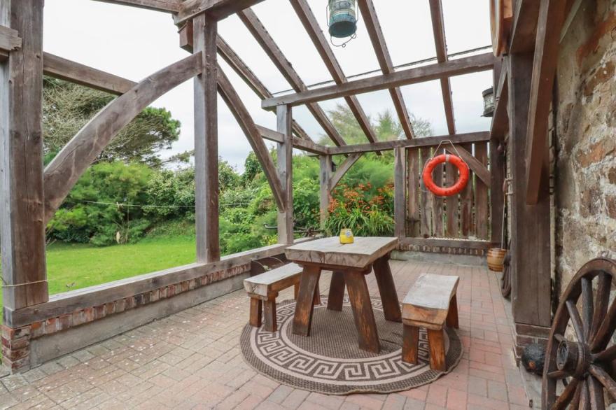 Horseshoe Cottage