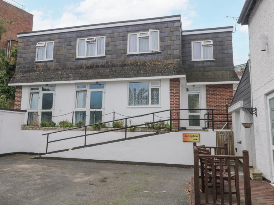 Flat 1A, Big Tree Holiday Flats