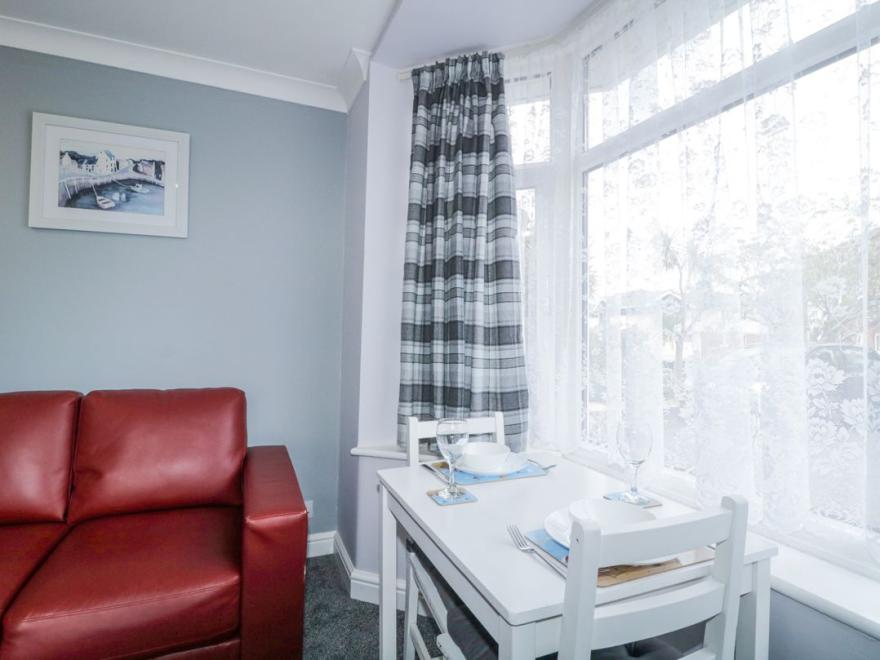 Flat 1A, Big Tree Holiday Flats