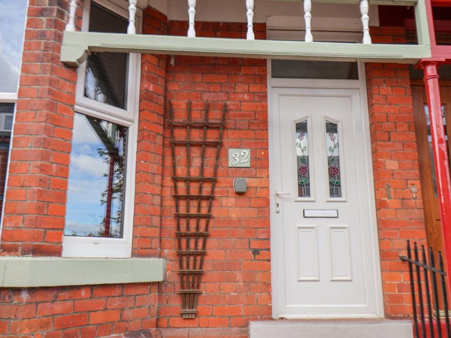 32 Ashville Avenue