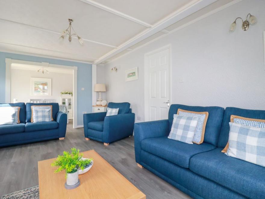 Lowen Lodge