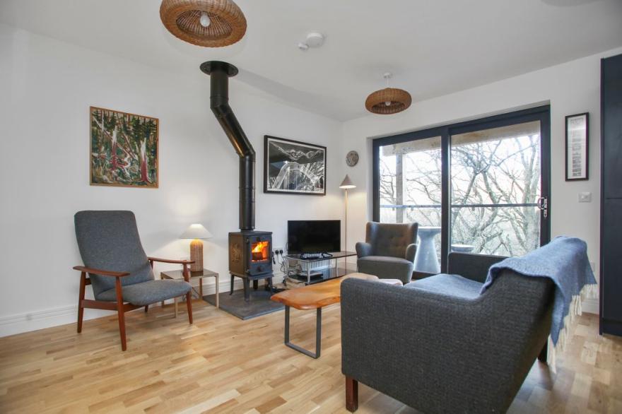 27 Strathtay Lodges