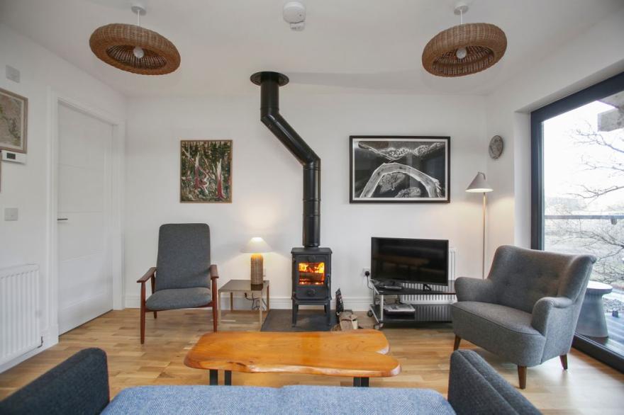 27 Strathtay Lodges