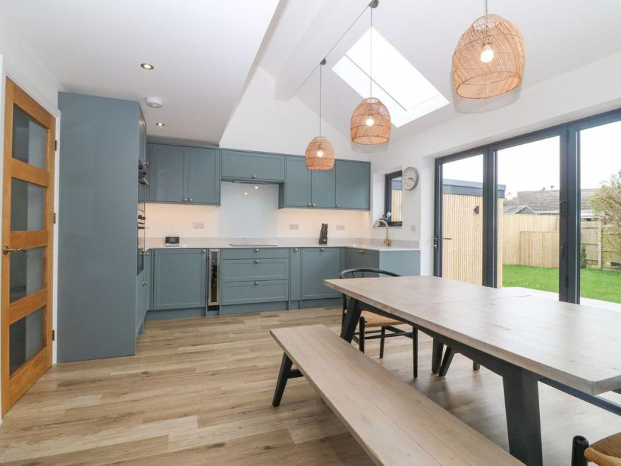 11 Capel Farm
