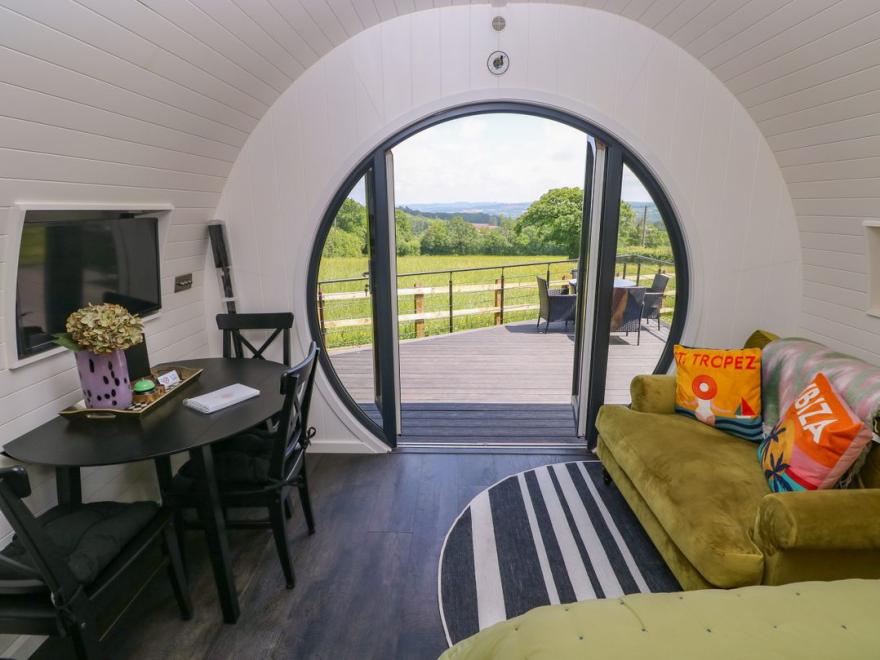 Roselea Luxury Pod Lodge